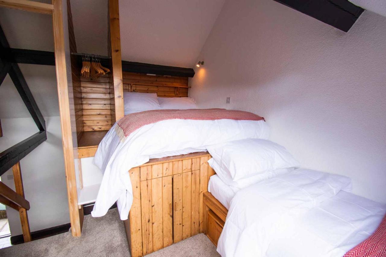 Long Byres Holiday Cottages 布兰普顿 外观 照片