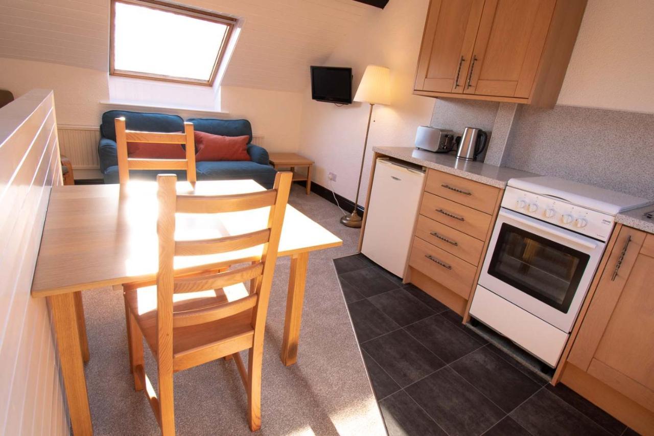 Long Byres Holiday Cottages 布兰普顿 外观 照片