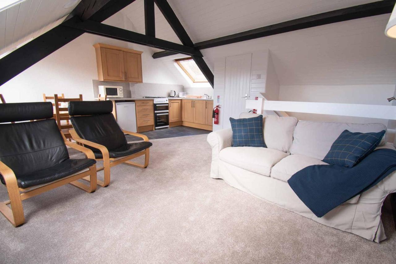 Long Byres Holiday Cottages 布兰普顿 外观 照片